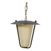 Suspension en verre et laiton des années 50