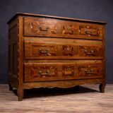 Louis XV transitional commode in precious wood marquetry.