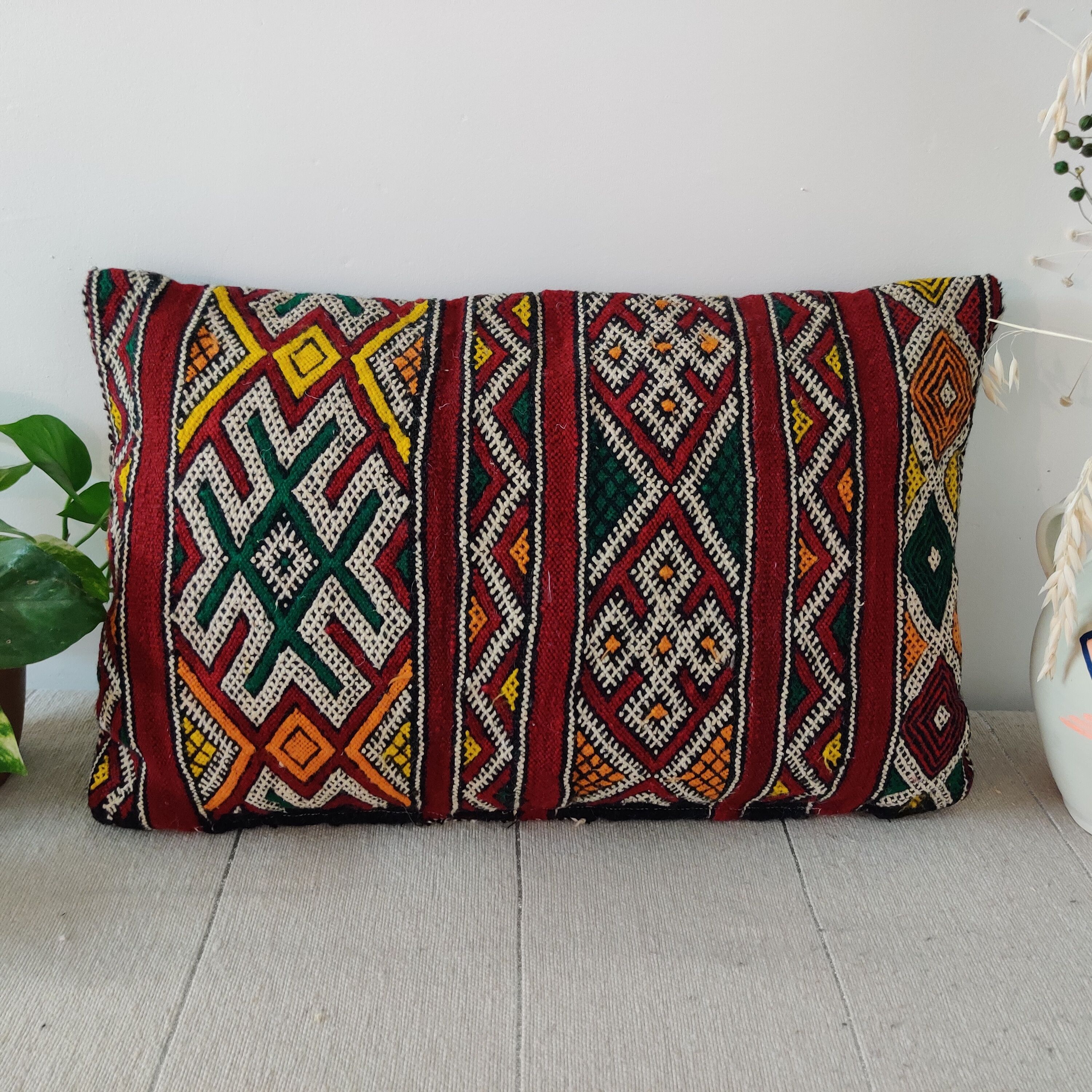 Vintage moroccan kilim cushion