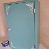 Vintage medicine cabinet