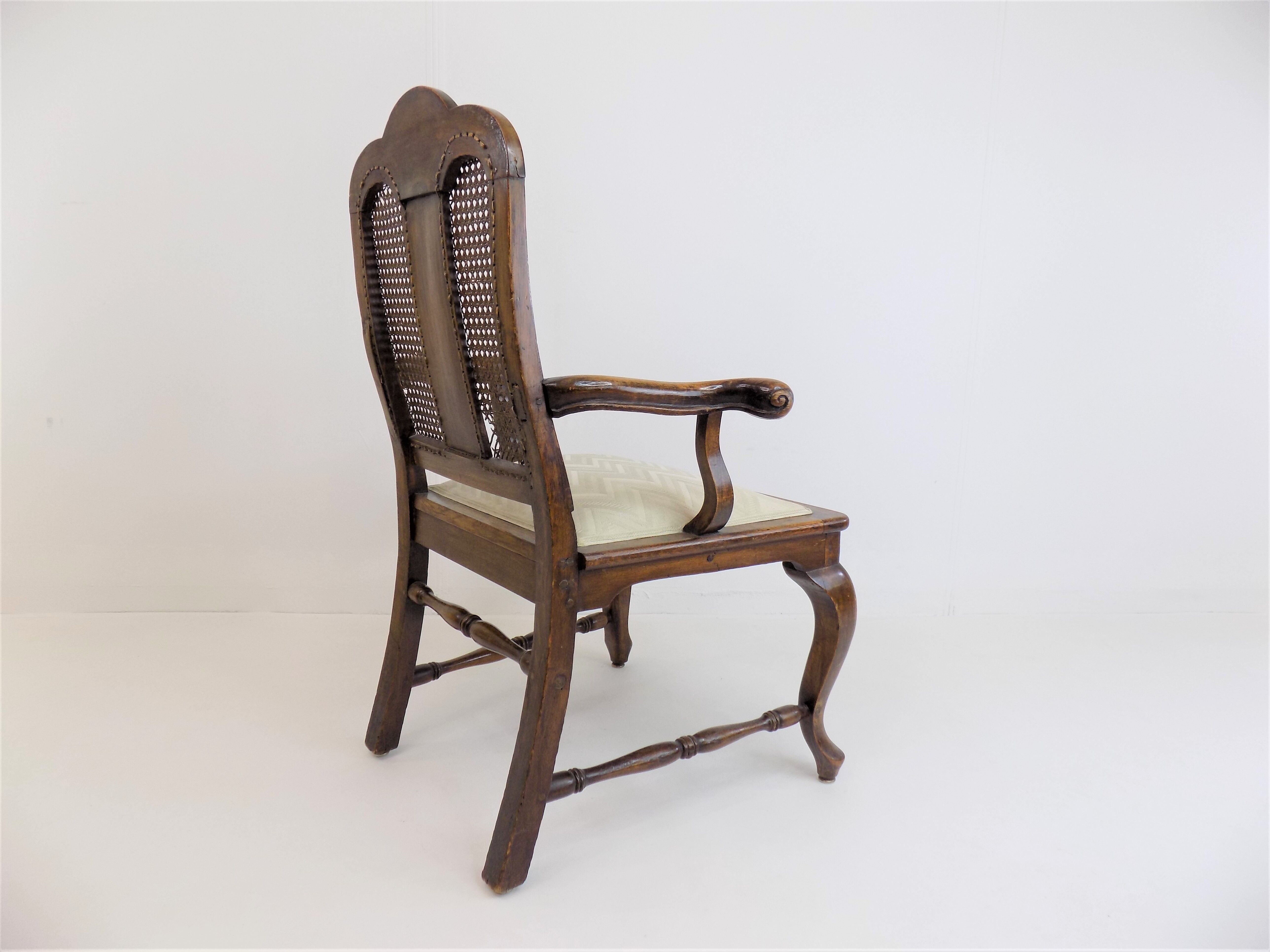 Chaise en bois néobaroque avec vannerie viennoise