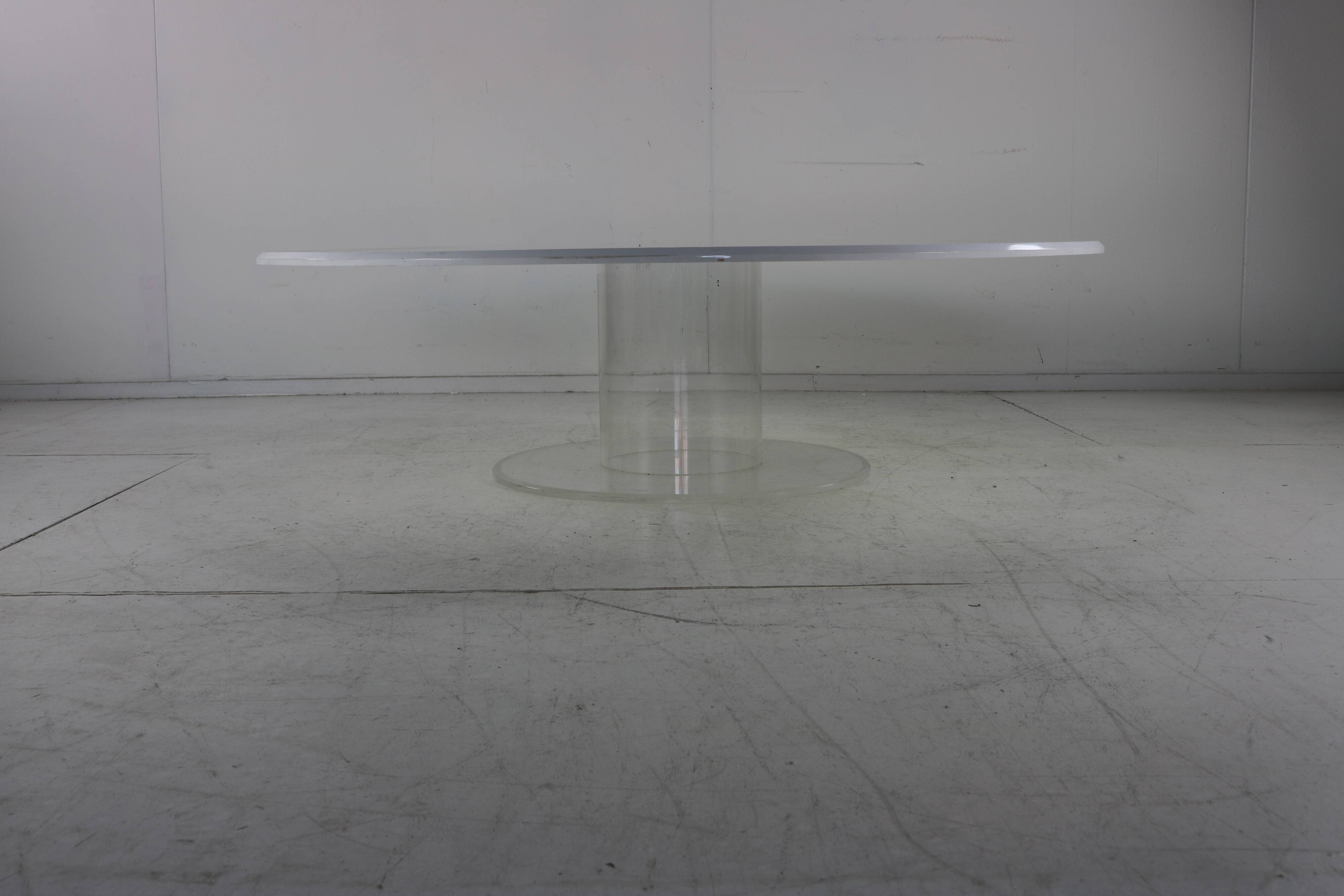 Very impressive Dutch design large coffee table in acrylic