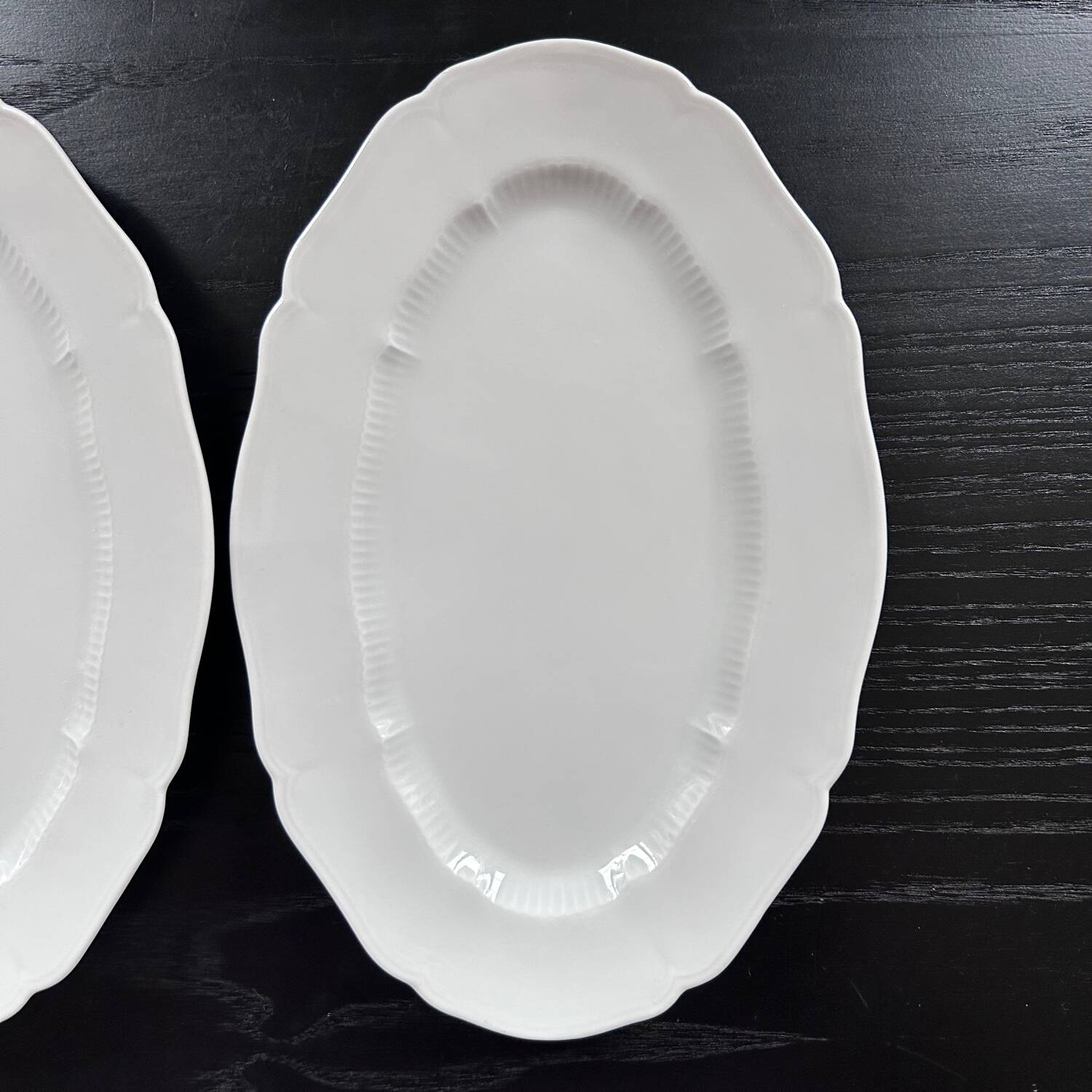 Pair of classic oval dishes