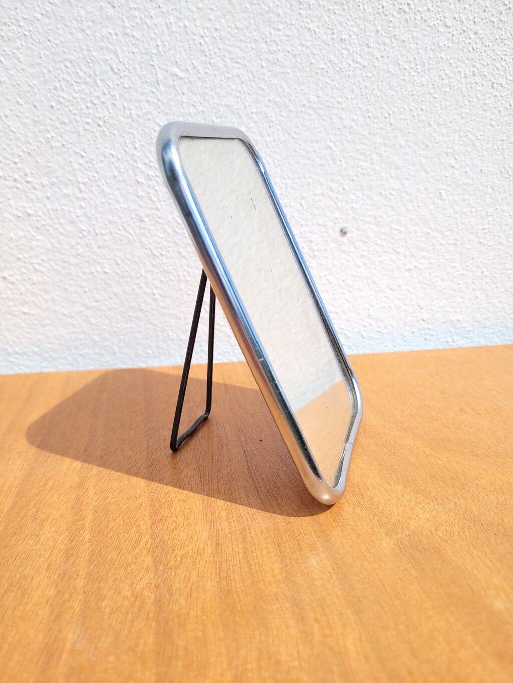 Petit miroir barbier vintage chromé 10×15 dos rouge