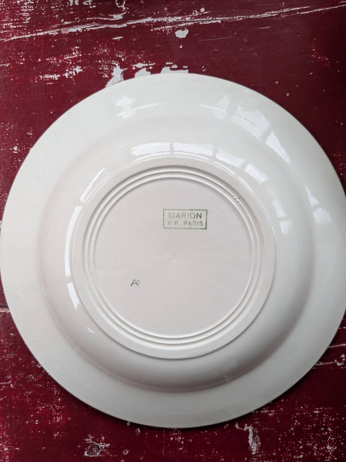 Set of 12 VF Paris soup plates