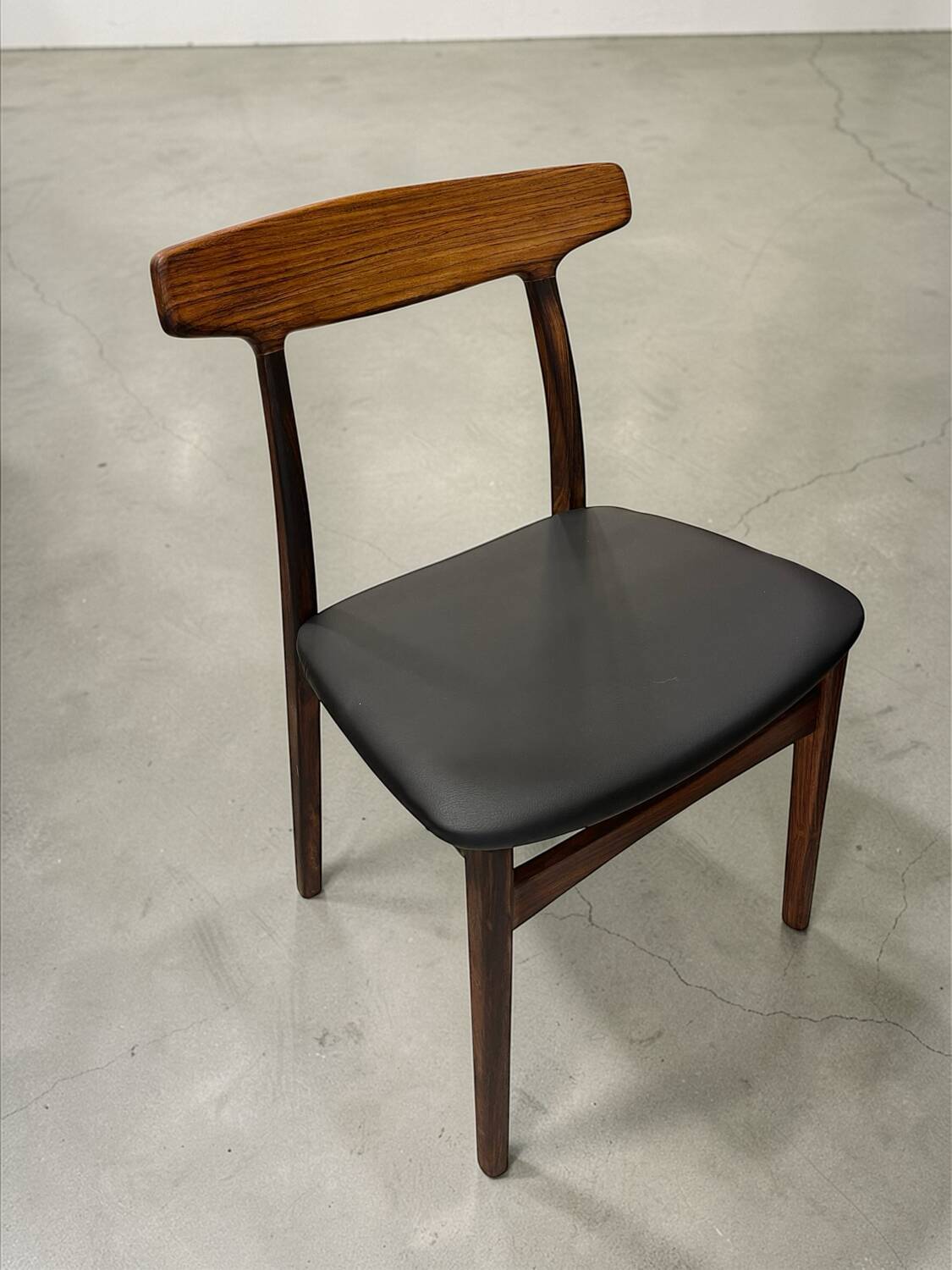 Paire de chaise Henning Kjaernulf pour Bruno Hansen, Danemark, 1960