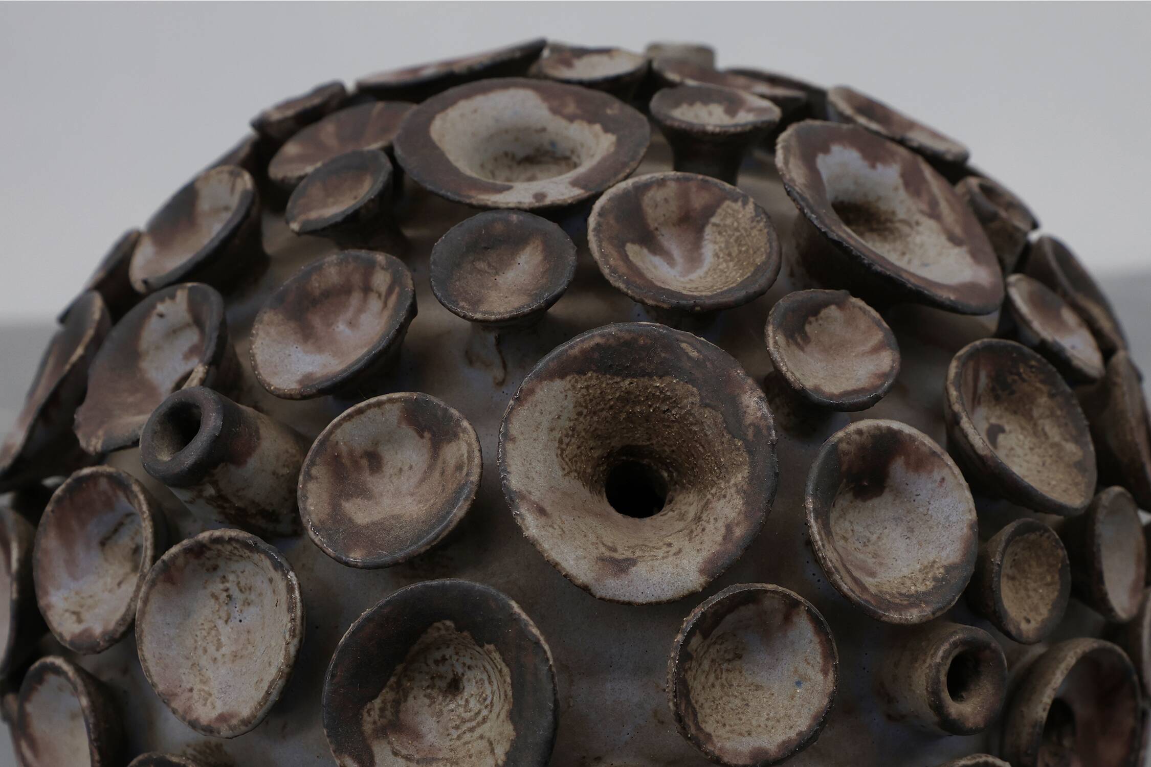 Organic ceramic “mushroom” sculpture signed EL, Belgium 1960s