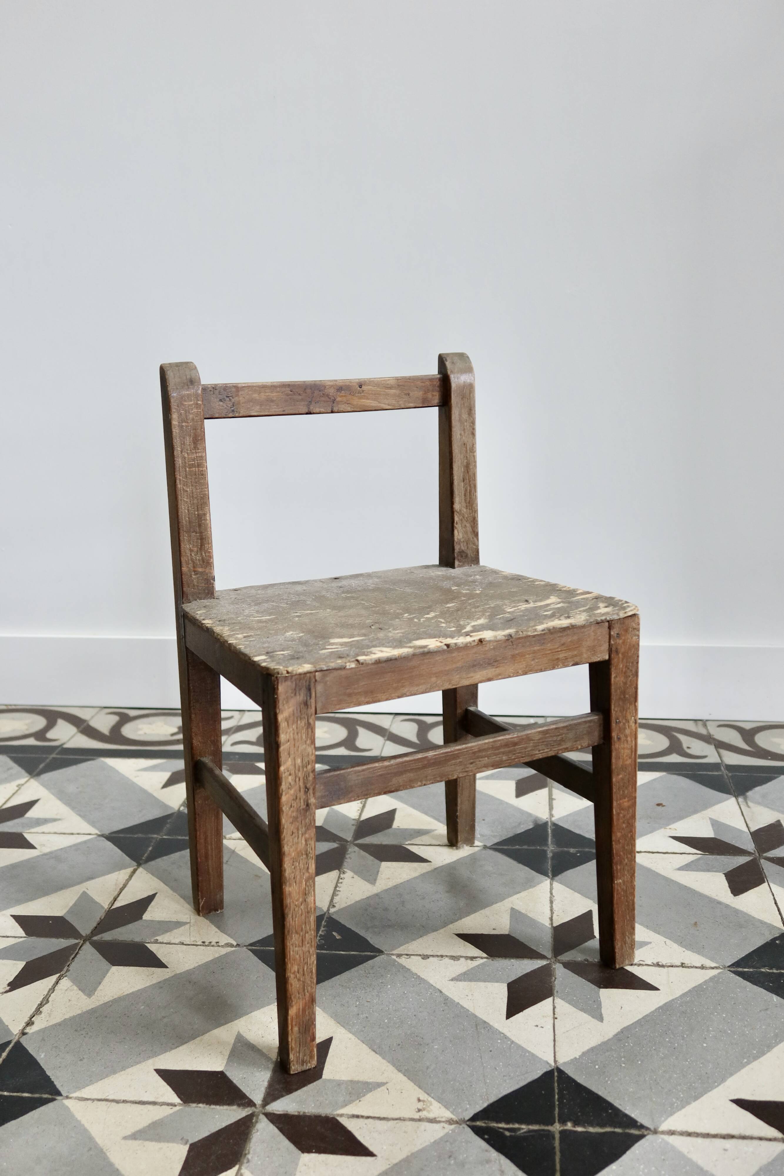 Chaise d’enfant ancienne en bois