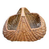 Large woven wicker log basket with handle – Rustic decor / Antique shop