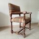 Ancien fauteuil "caqueteuse" de style Louis XIII