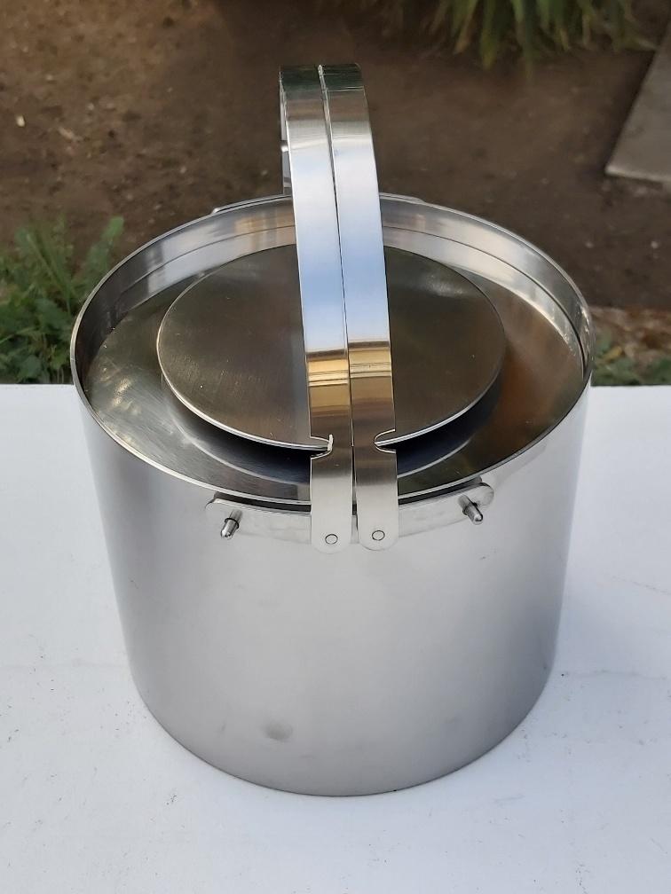 Stelton ice bucket by Arne Jacobsen