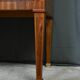 Commode sauteuse en marqueterie, style Louis XVI – milieu XXe