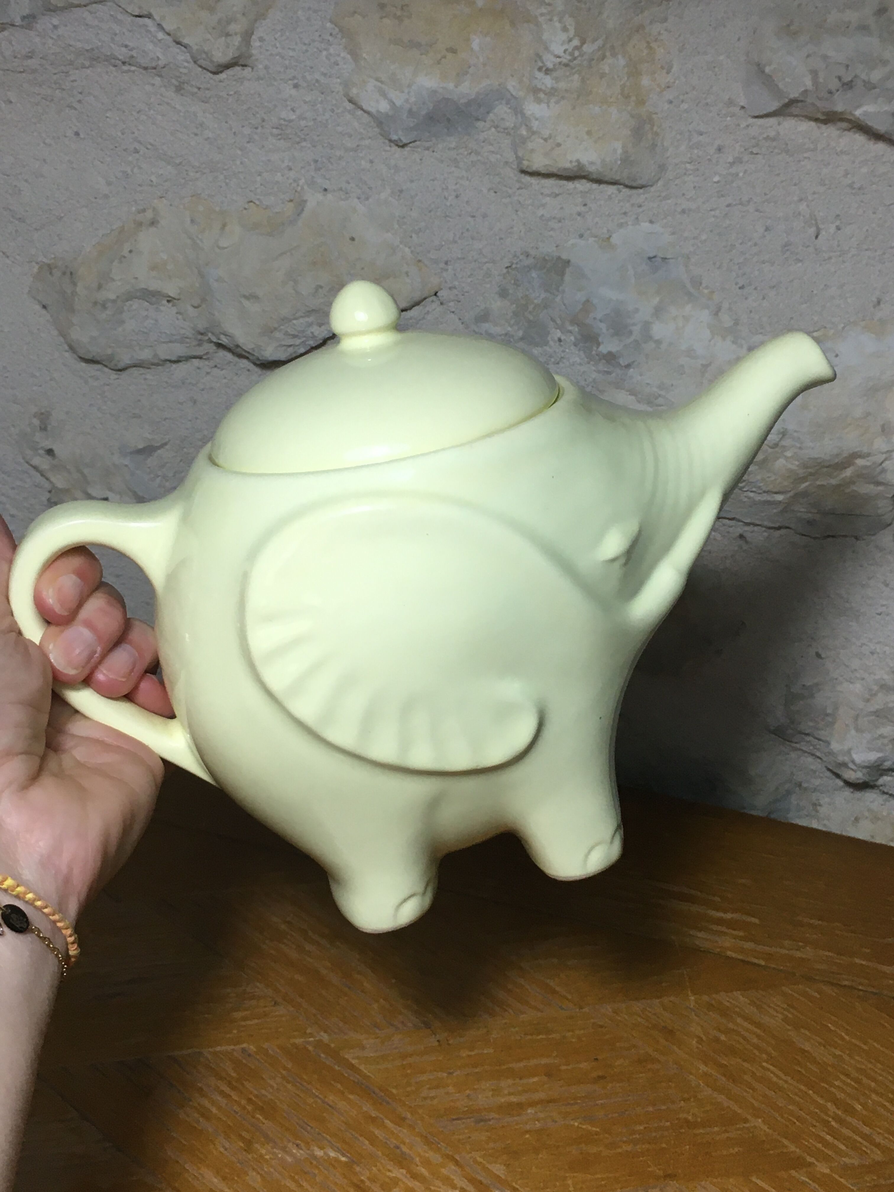 Elephant teapot Sainte Radegonde France Vintage