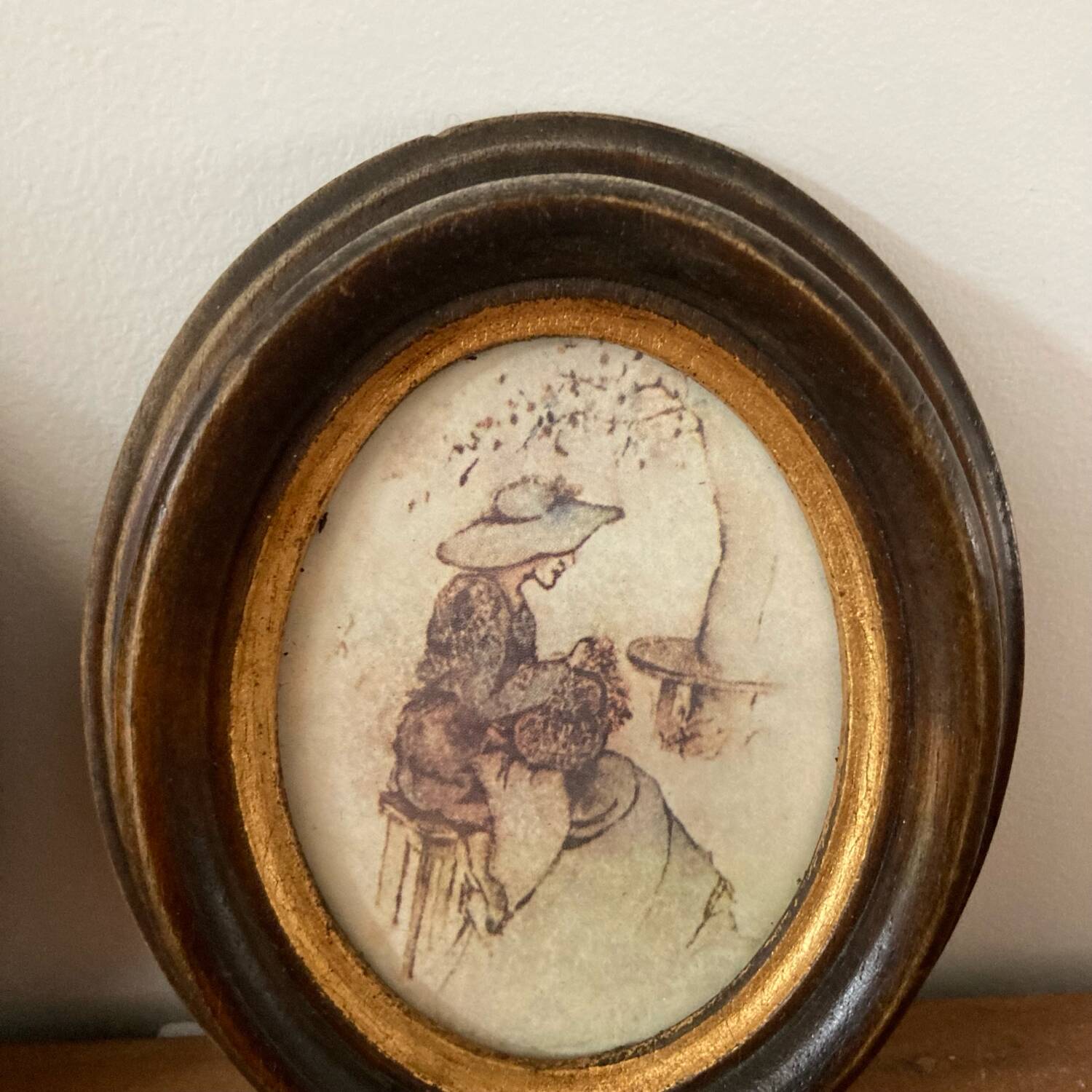 Pair of frames - old paintings