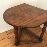 Dutch walnut console 17th