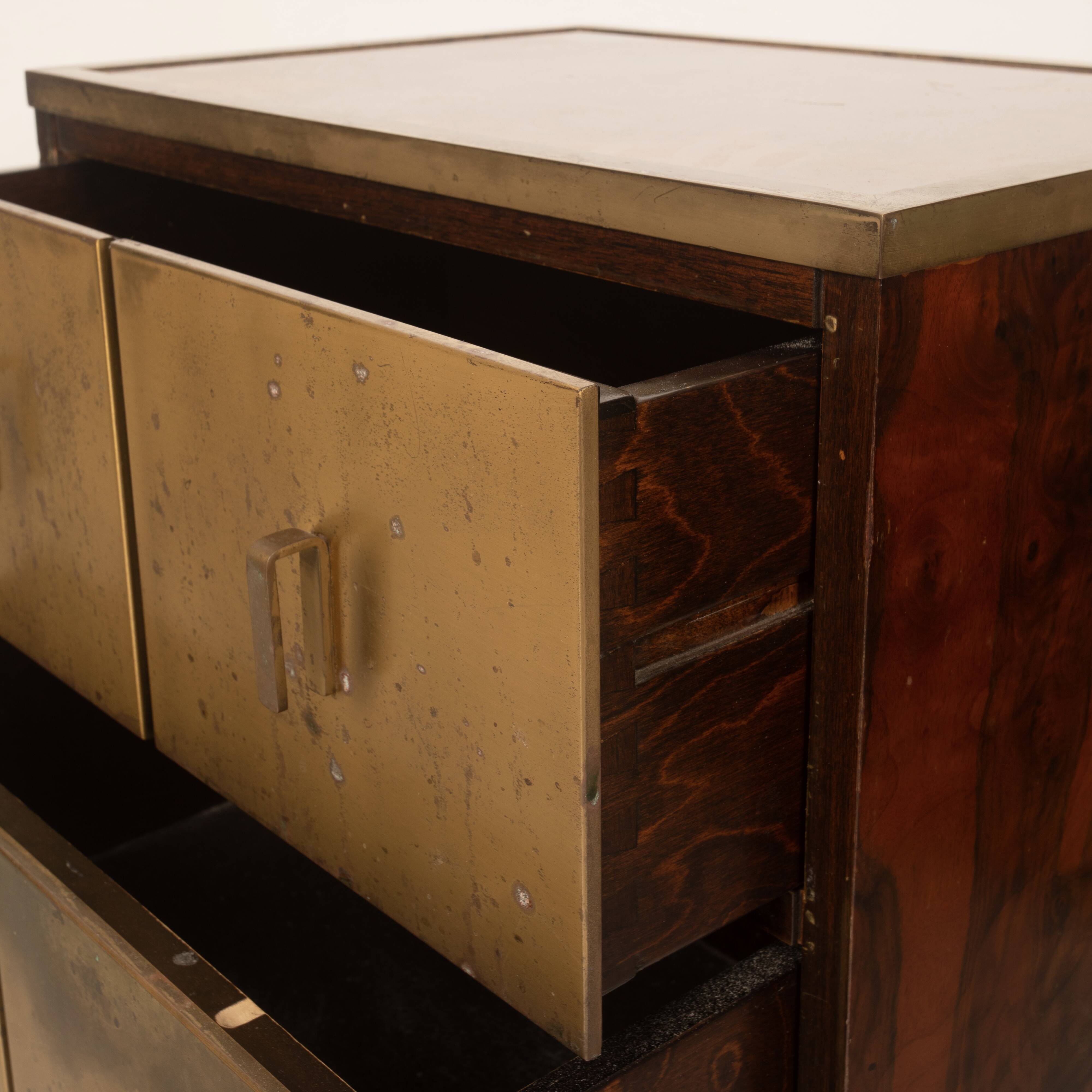 Aldo Frigerio Italian Walnut Burl and Gold-Laminated Brass Bagdad Nightstands