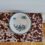 Round dish in Sainte Amandinoise iron earth