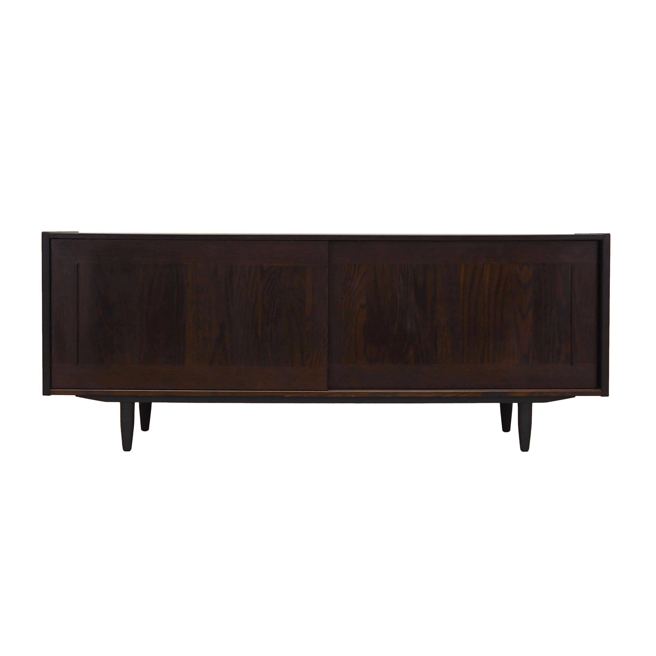 Buffet en chêne, design danois, années 1970, production : Danemark