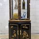 Vitrine chinoise avec toit en pagode et éclairage (asiatique)