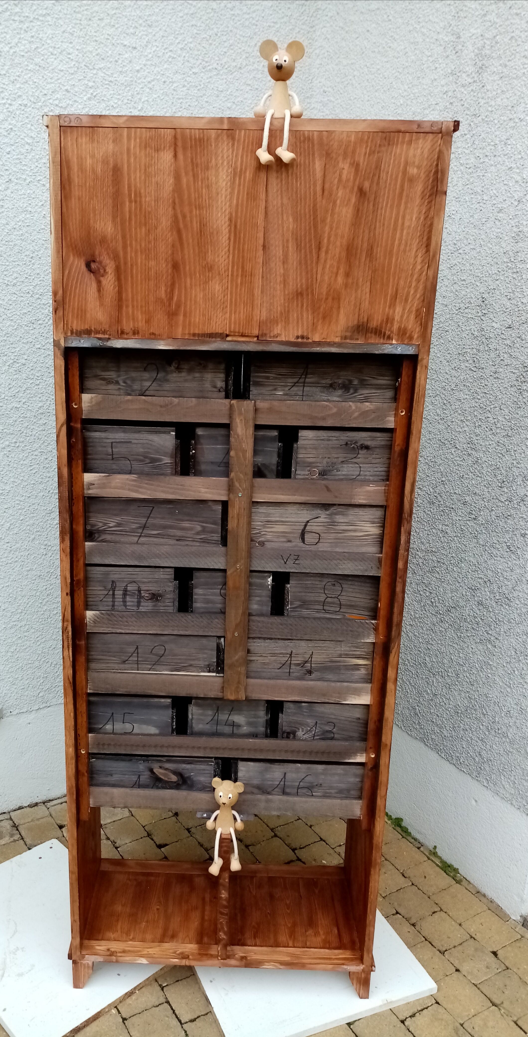Furniture and drawers