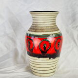 Frieze vase with green and red round