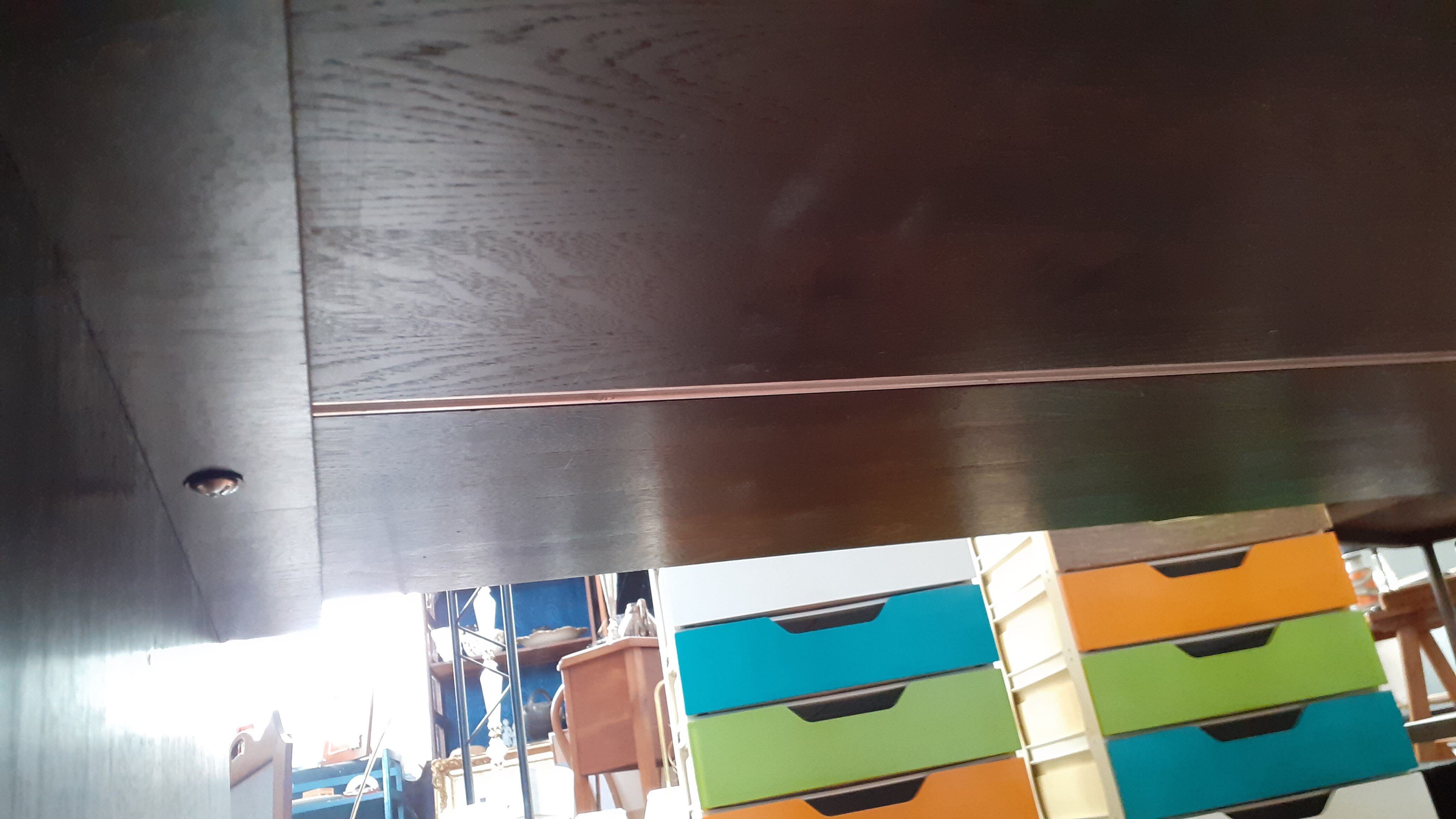 Bureau vintage des années 80
