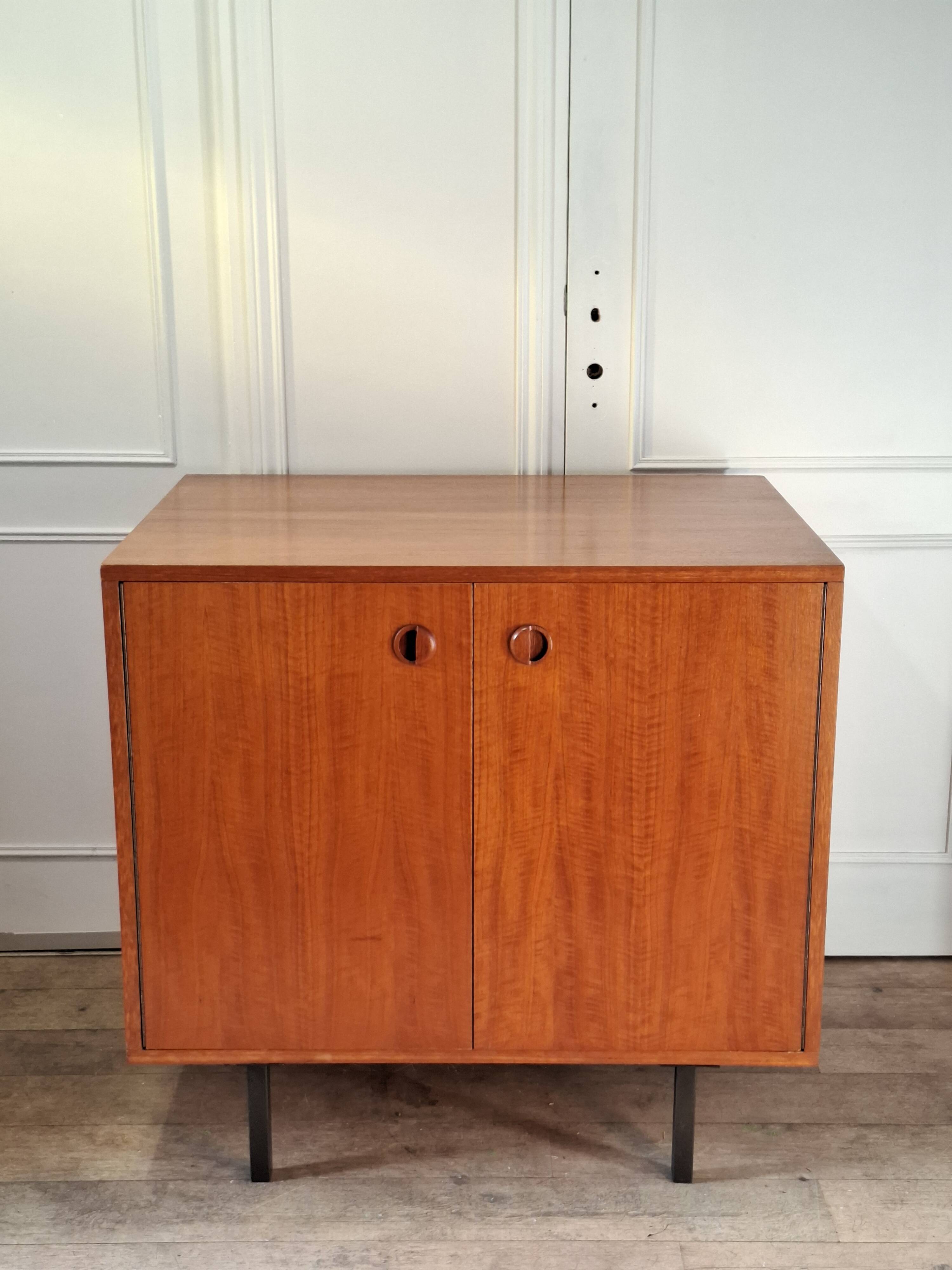 Buffet moderniste