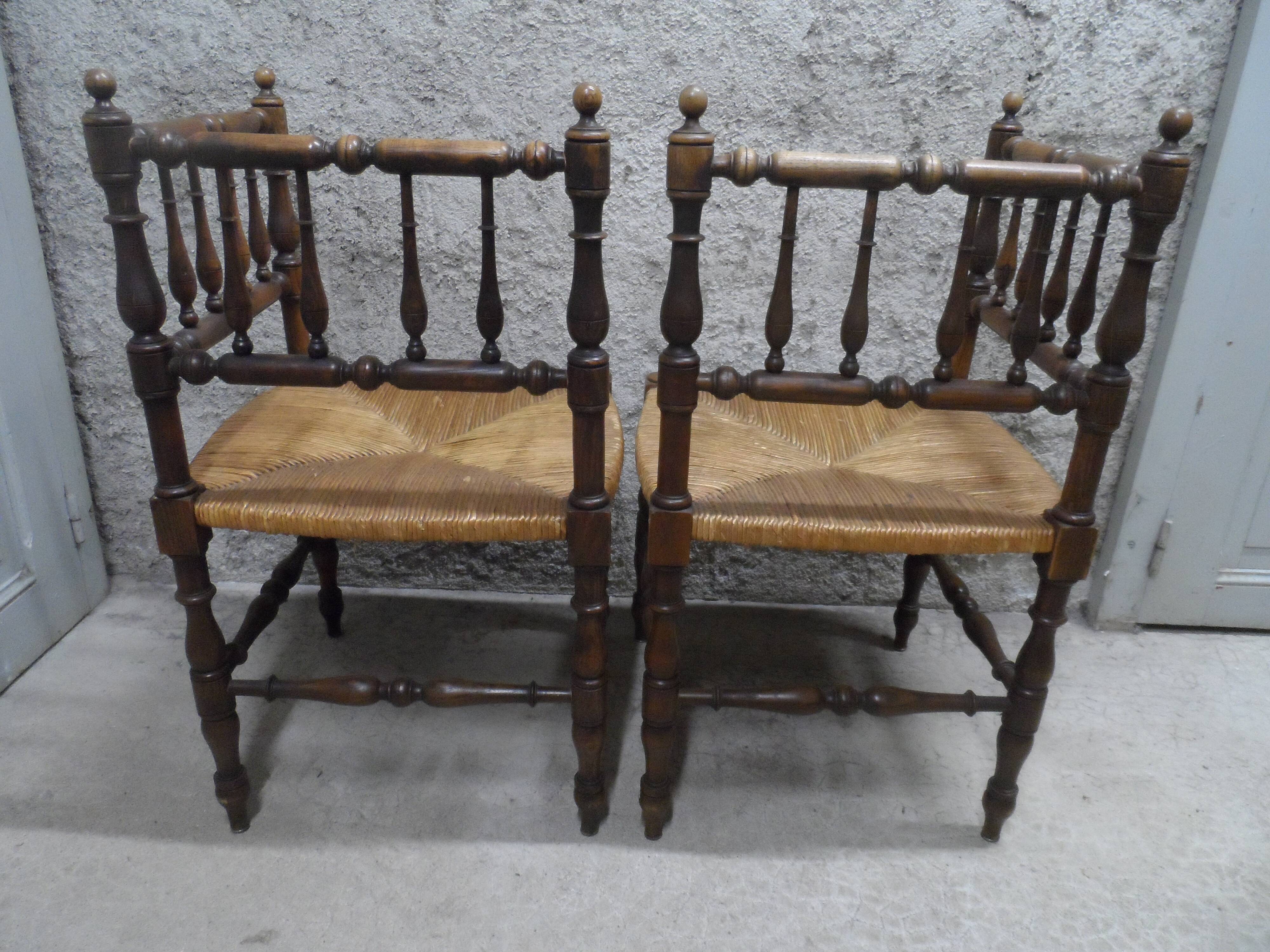 paire de fauteuils de coin