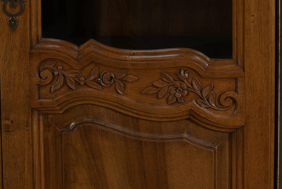 Walnut Display Cabinet, Louis XV Style – Late 19th Century