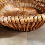 Corbeille en osier et rotin