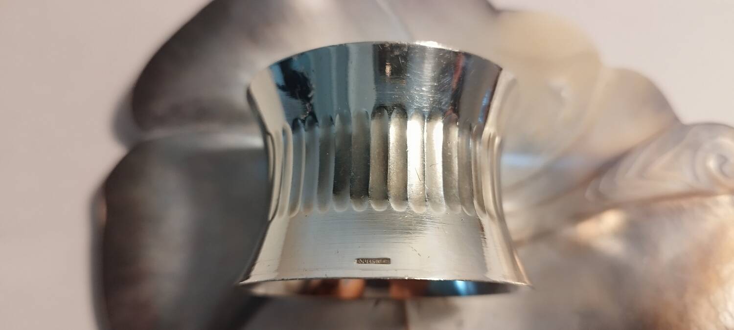 Boulenger napkin ring in silver metal