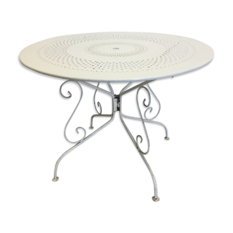 Table de jardin en fer