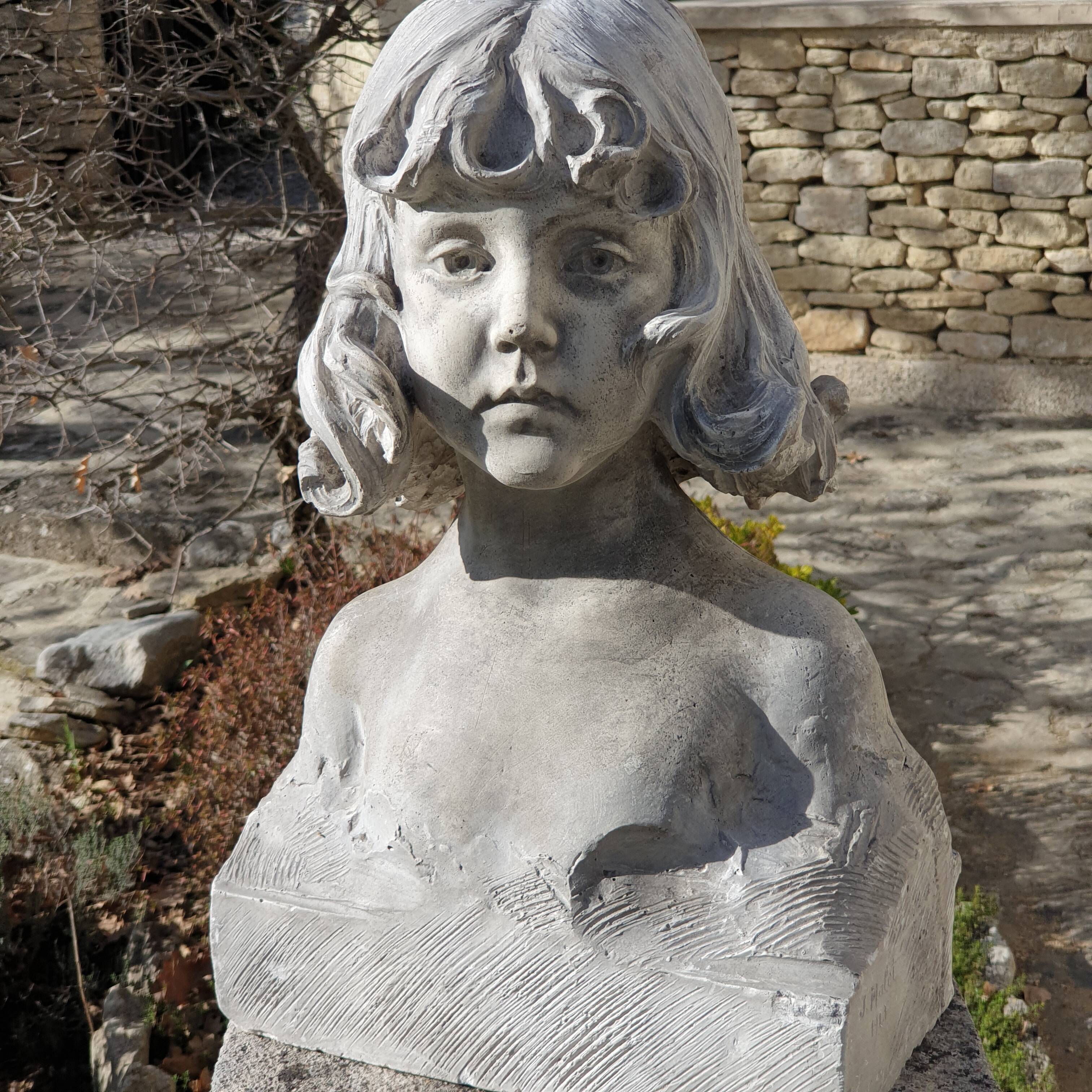 Bust Child in Platre