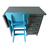 Laurette's accounting office and her chair.