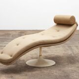 Vintage Lounge armchair reupholstered from the 1960s in the style of Knoll.