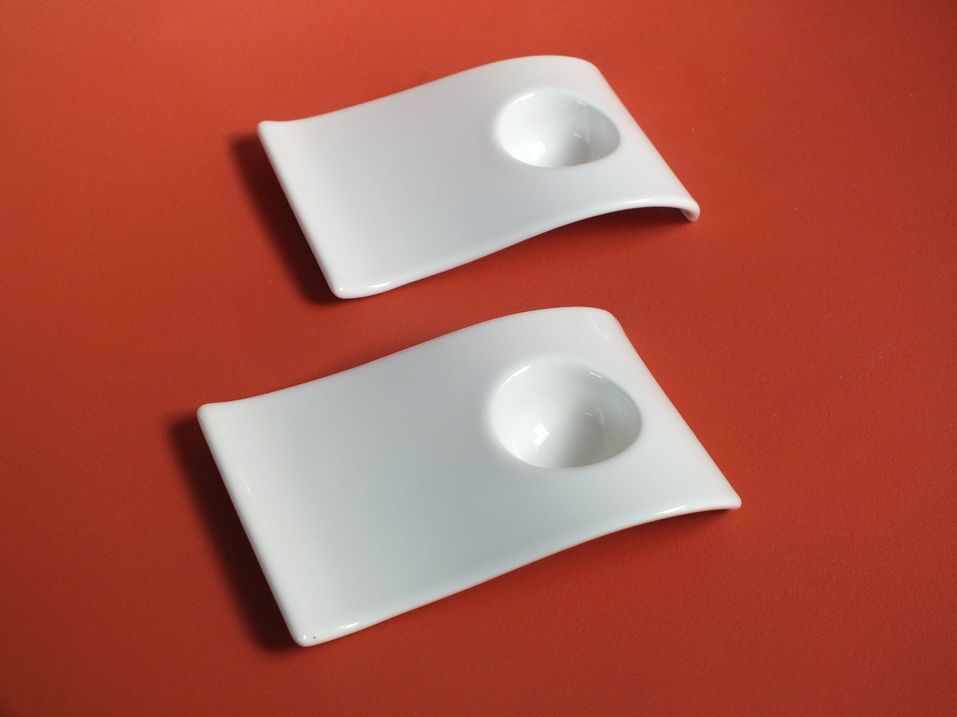 Duo of Villeroy and Boch New Wave