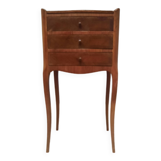 Chrvet style  Louis XV   en bois de  plaquage