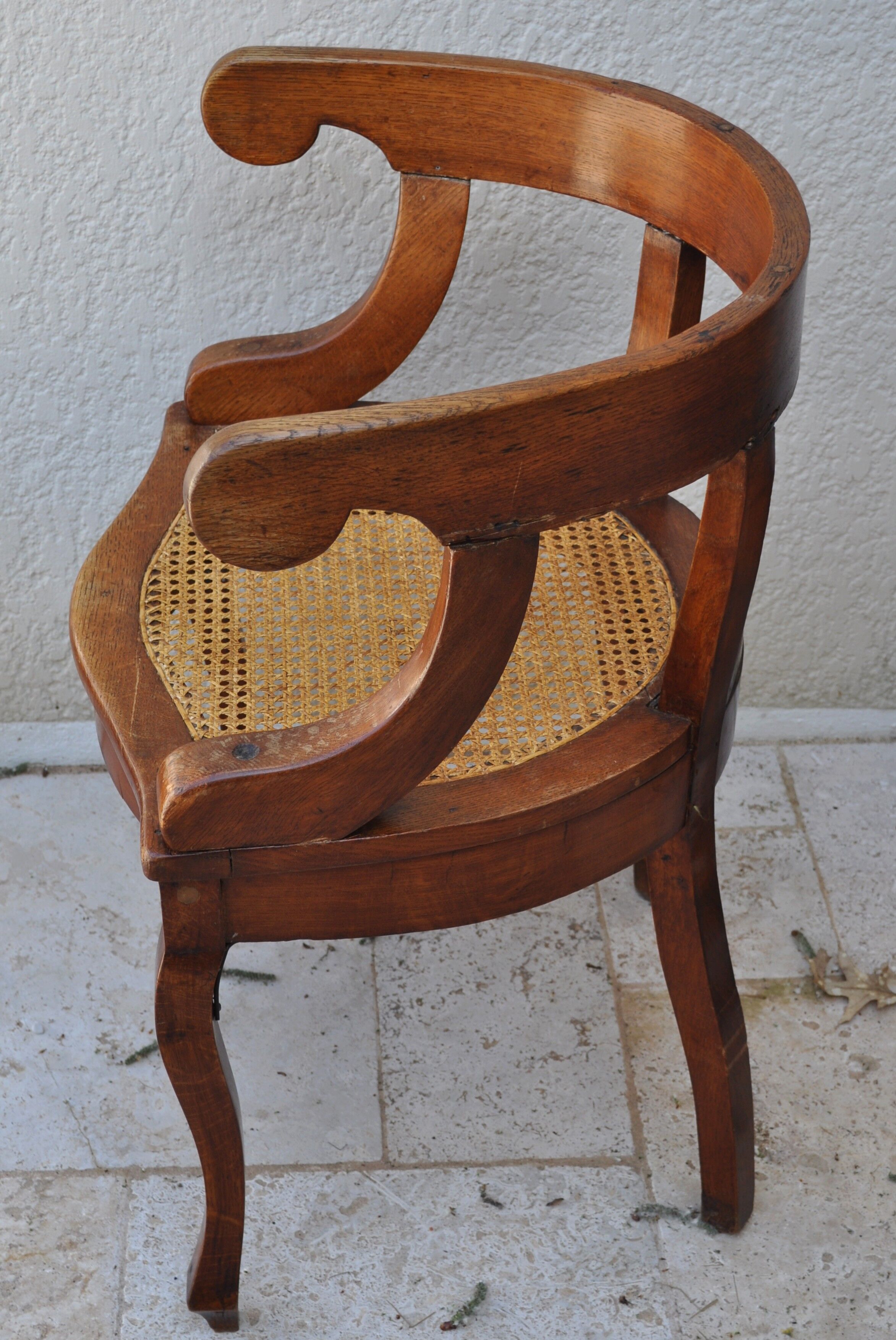 Fauteuil barbier ancien original bois cannage
