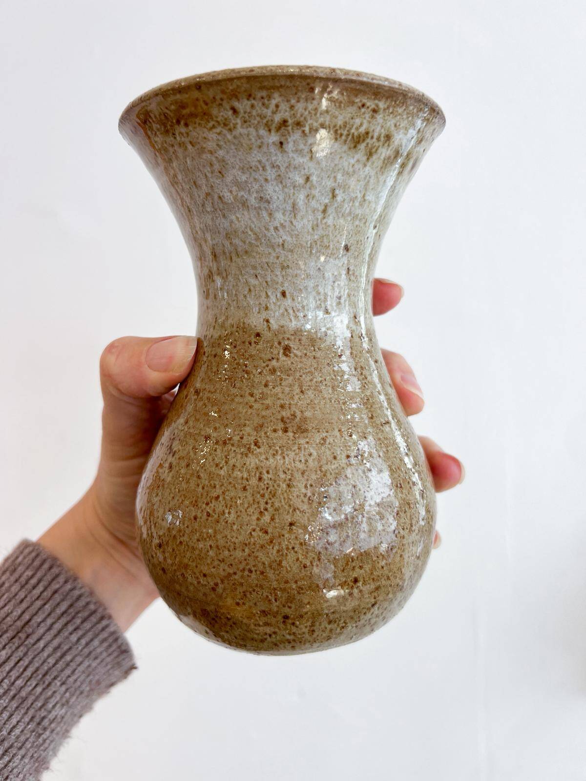 Beige stoneware vase