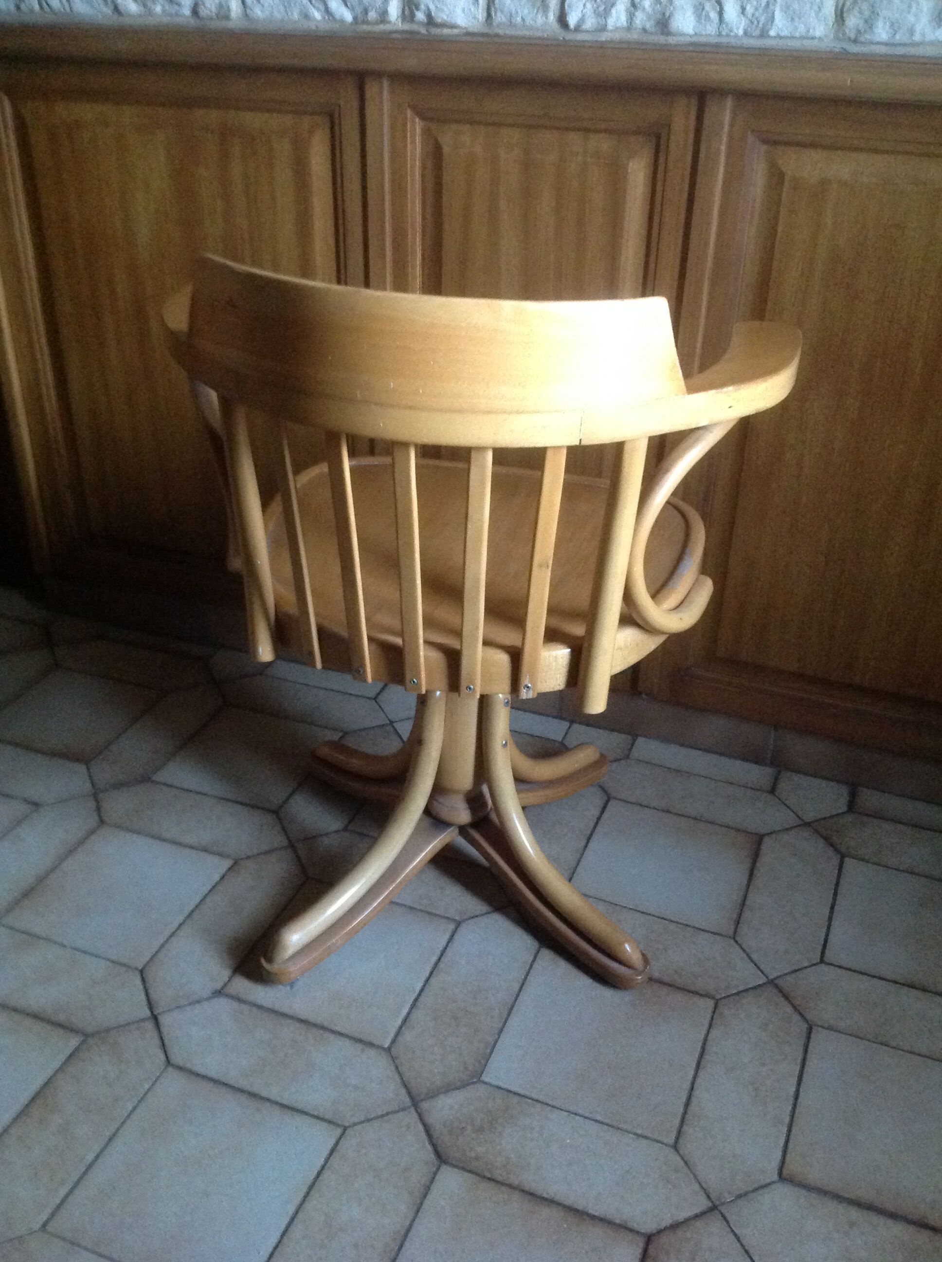 American style office chair