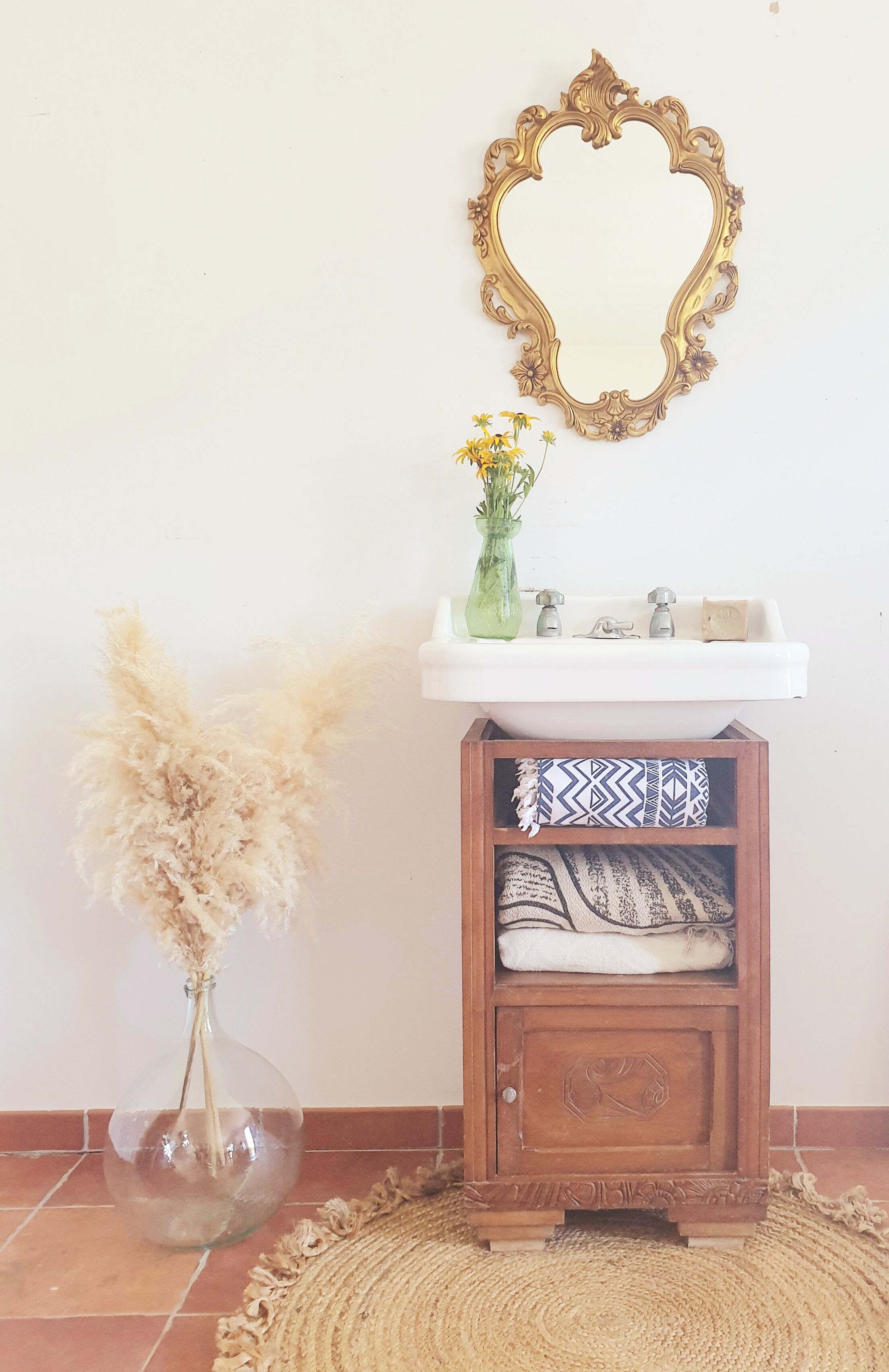 Beautiful old sink from the 20s/30s