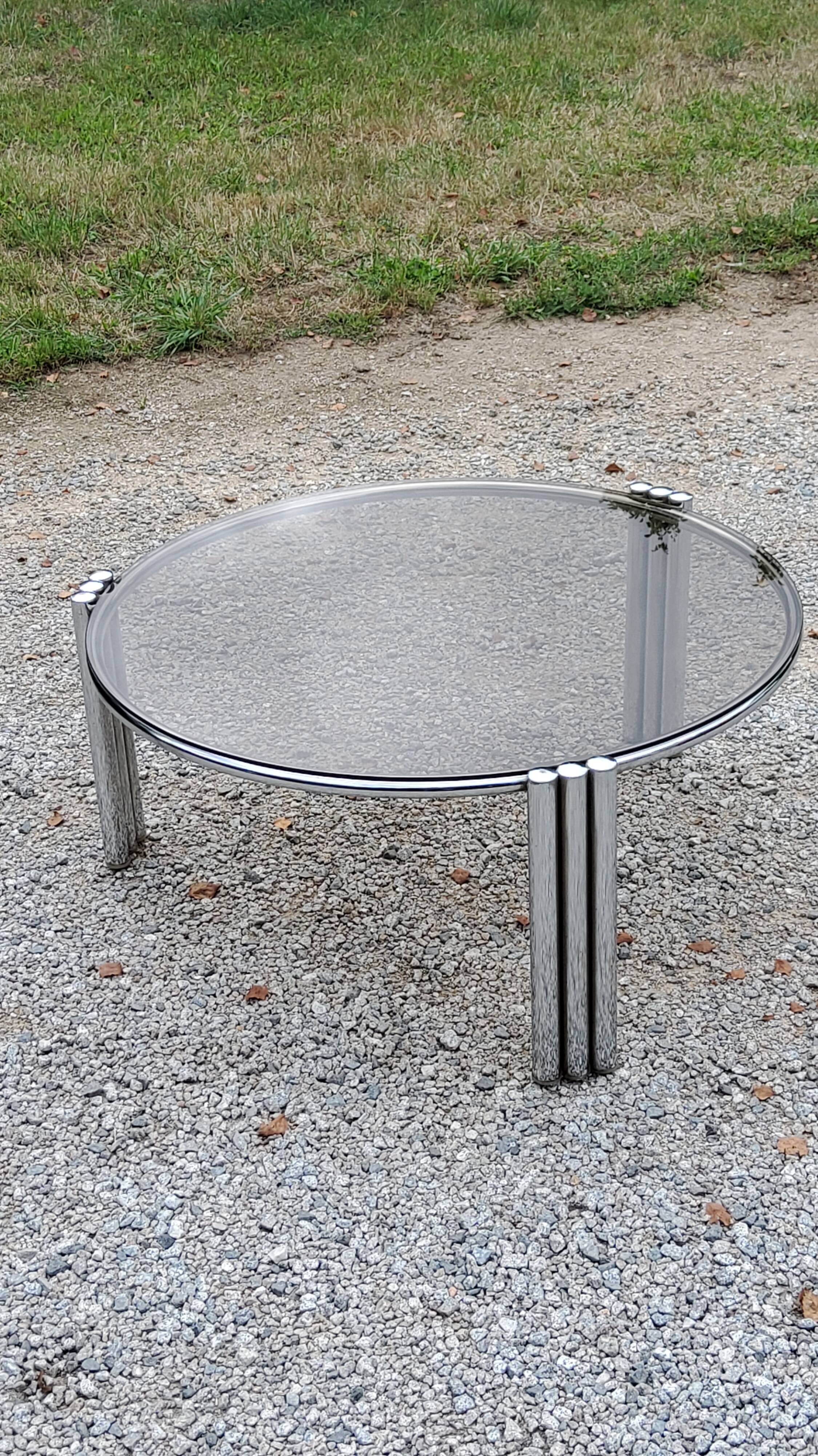 Coffee table design of the 70s smoked glass base chrome Diameter 84cm