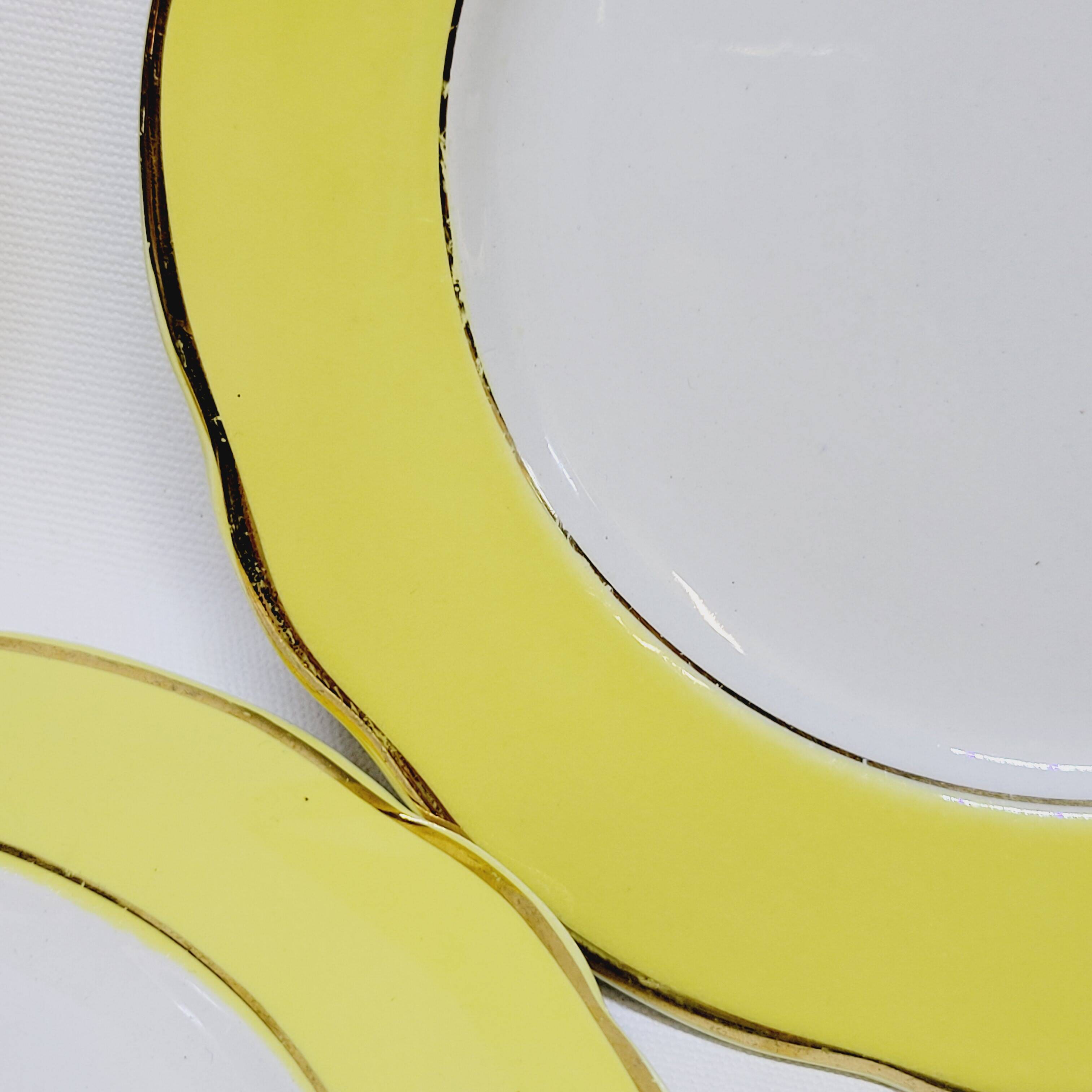 7 Vintage KG Lunéville Plates Jonquille Model Diameter 19.5 Cm