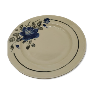 Dish with blue rose