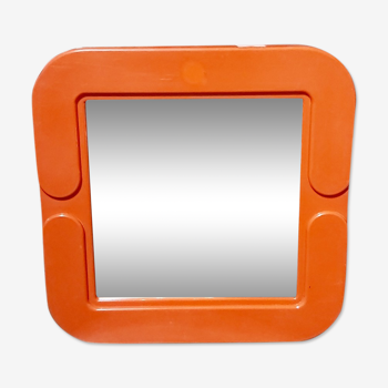 Petit miroir vintage orange.