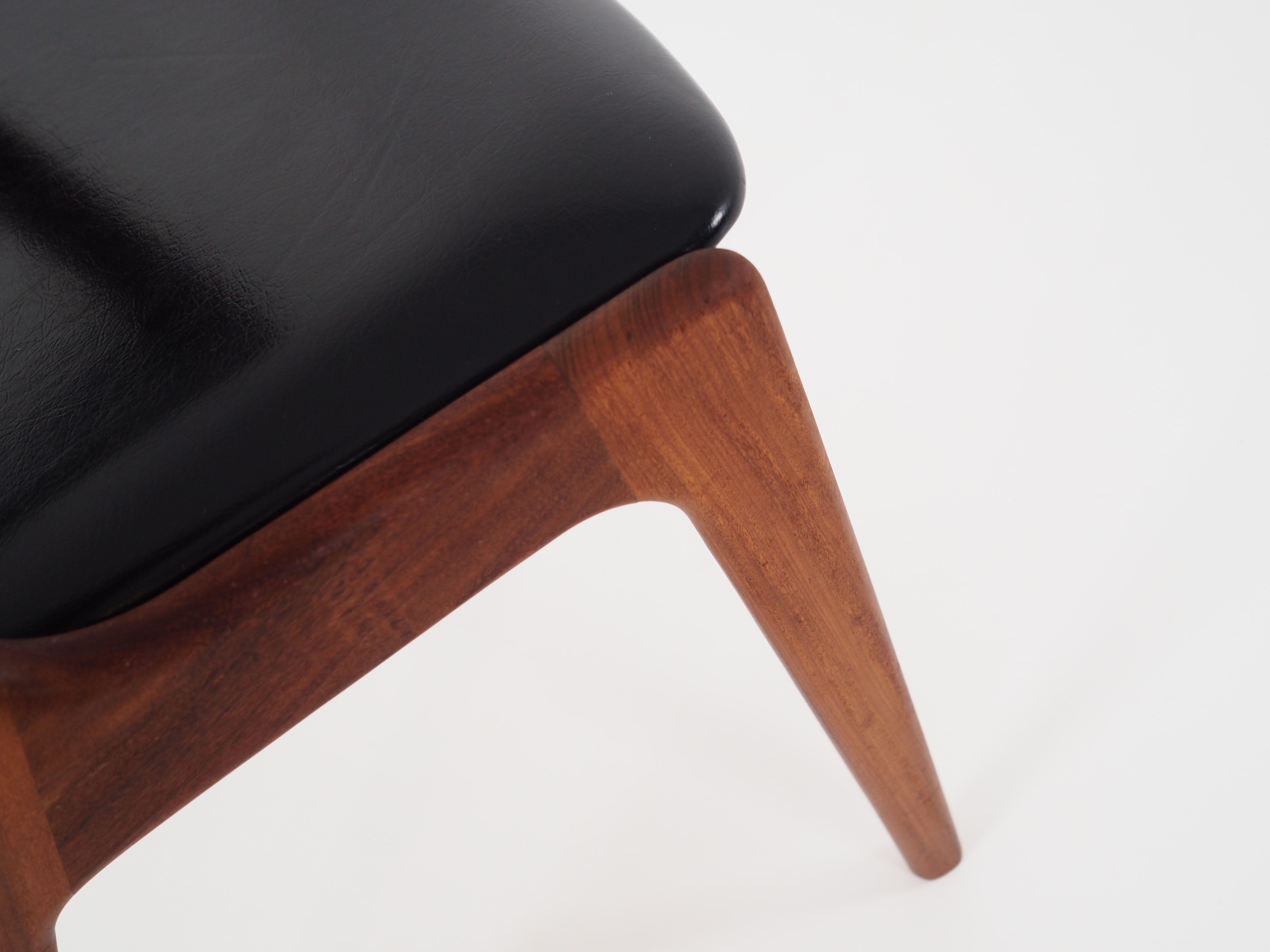 Fire  teak chair design by Kai kristiansen for Schou andersen, scandinavian design.