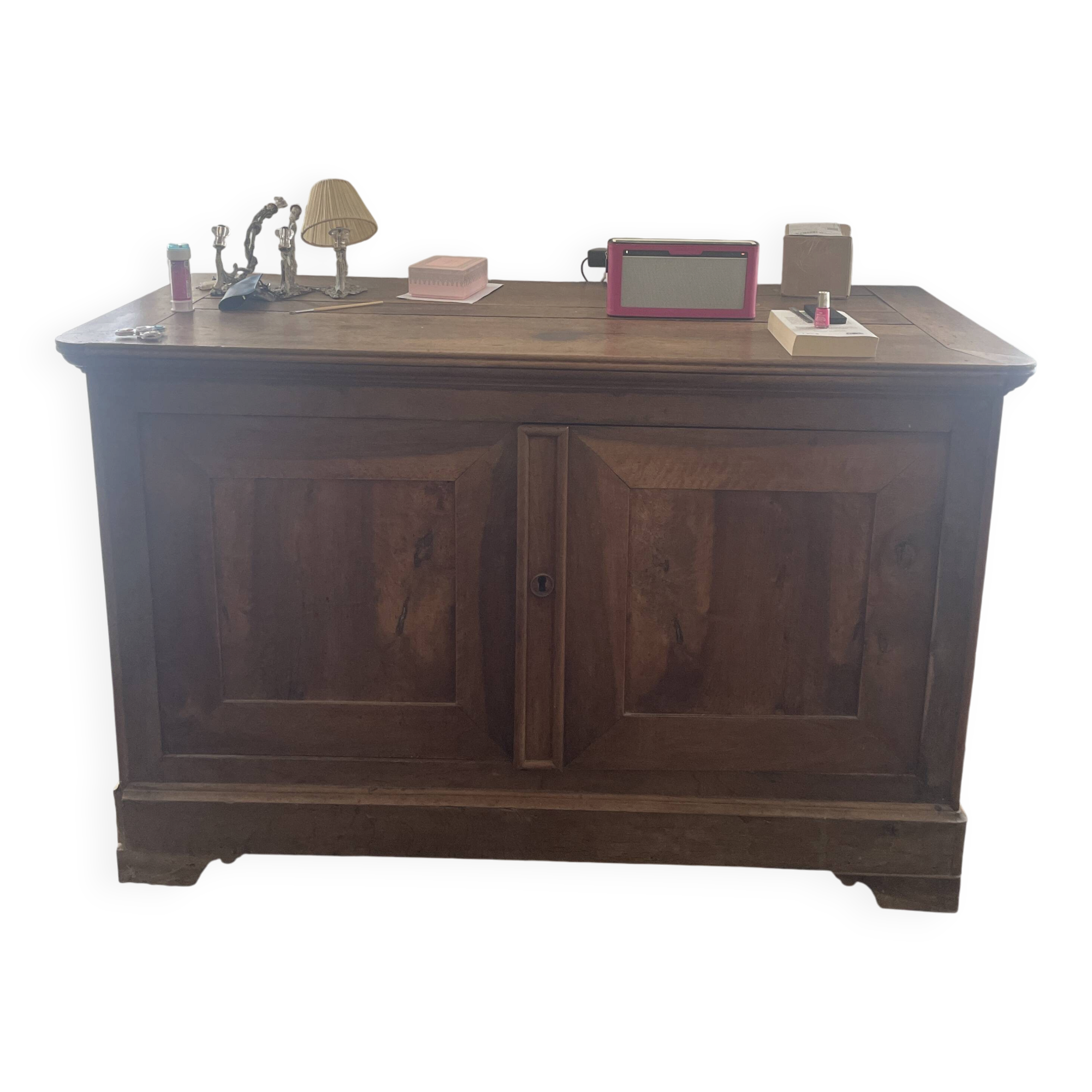 Antique chest of drawers