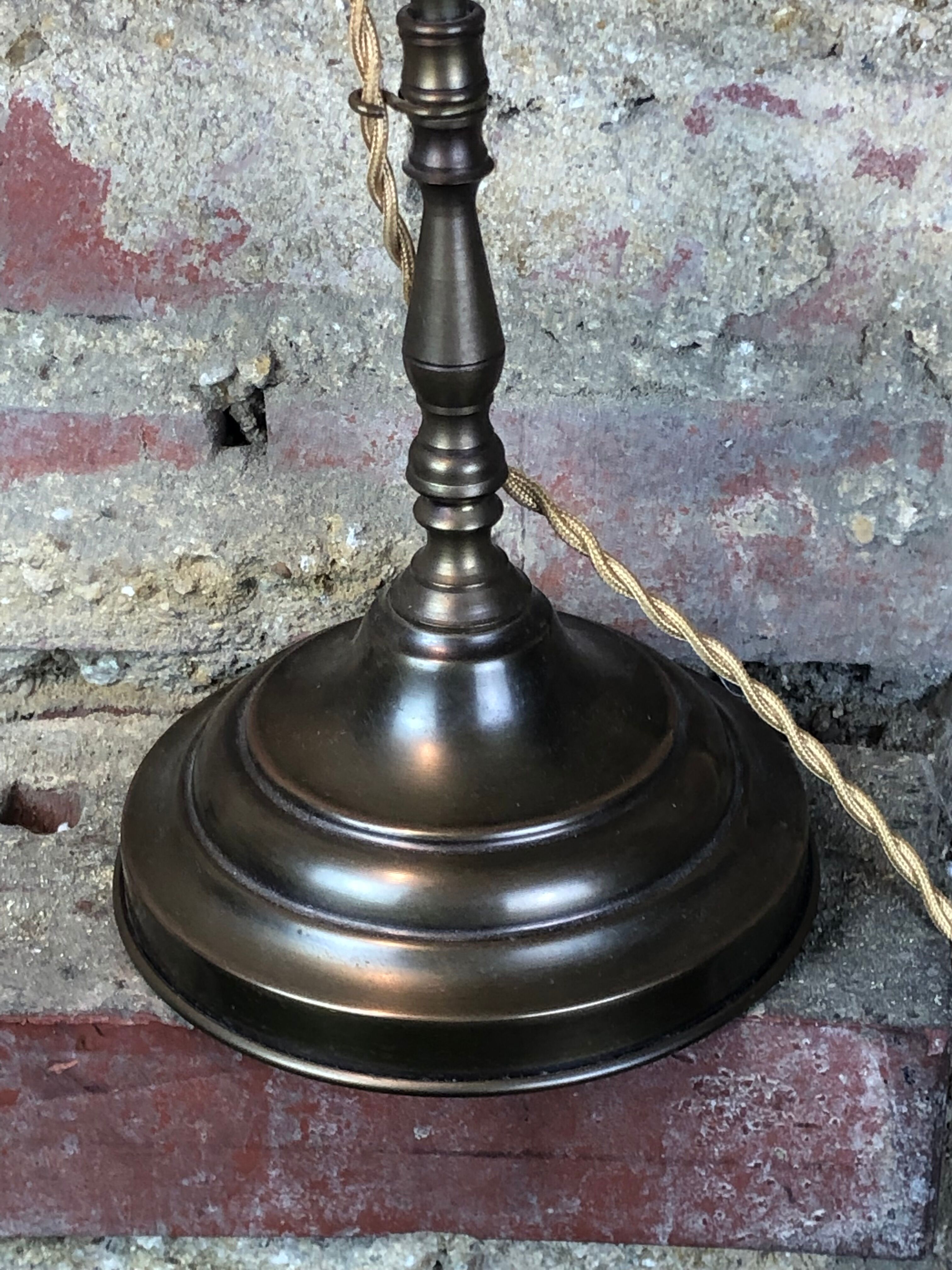Bronze and brass desk lamp, tulip in glass paste 1930