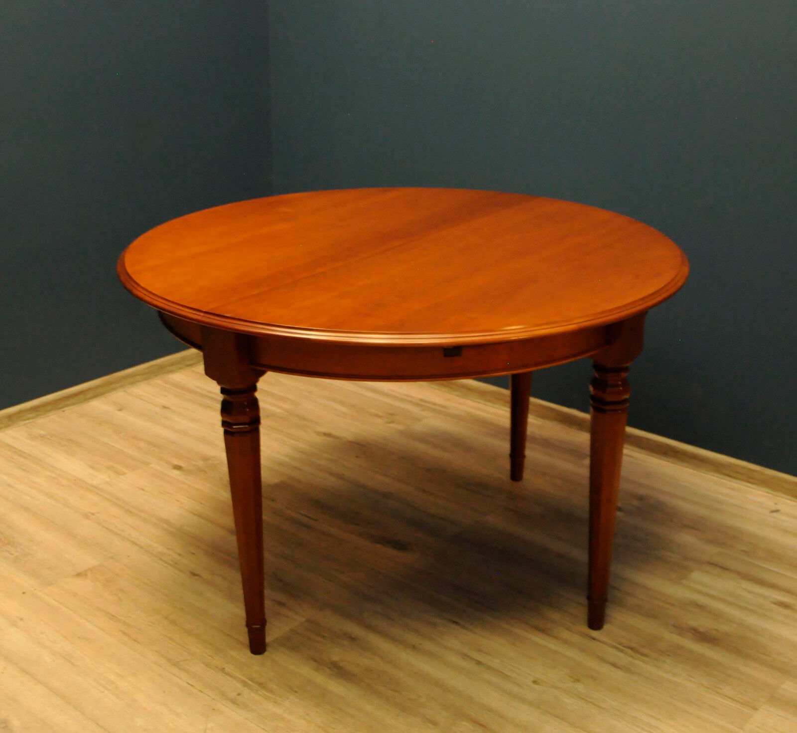 Jaycee furniture english folding table