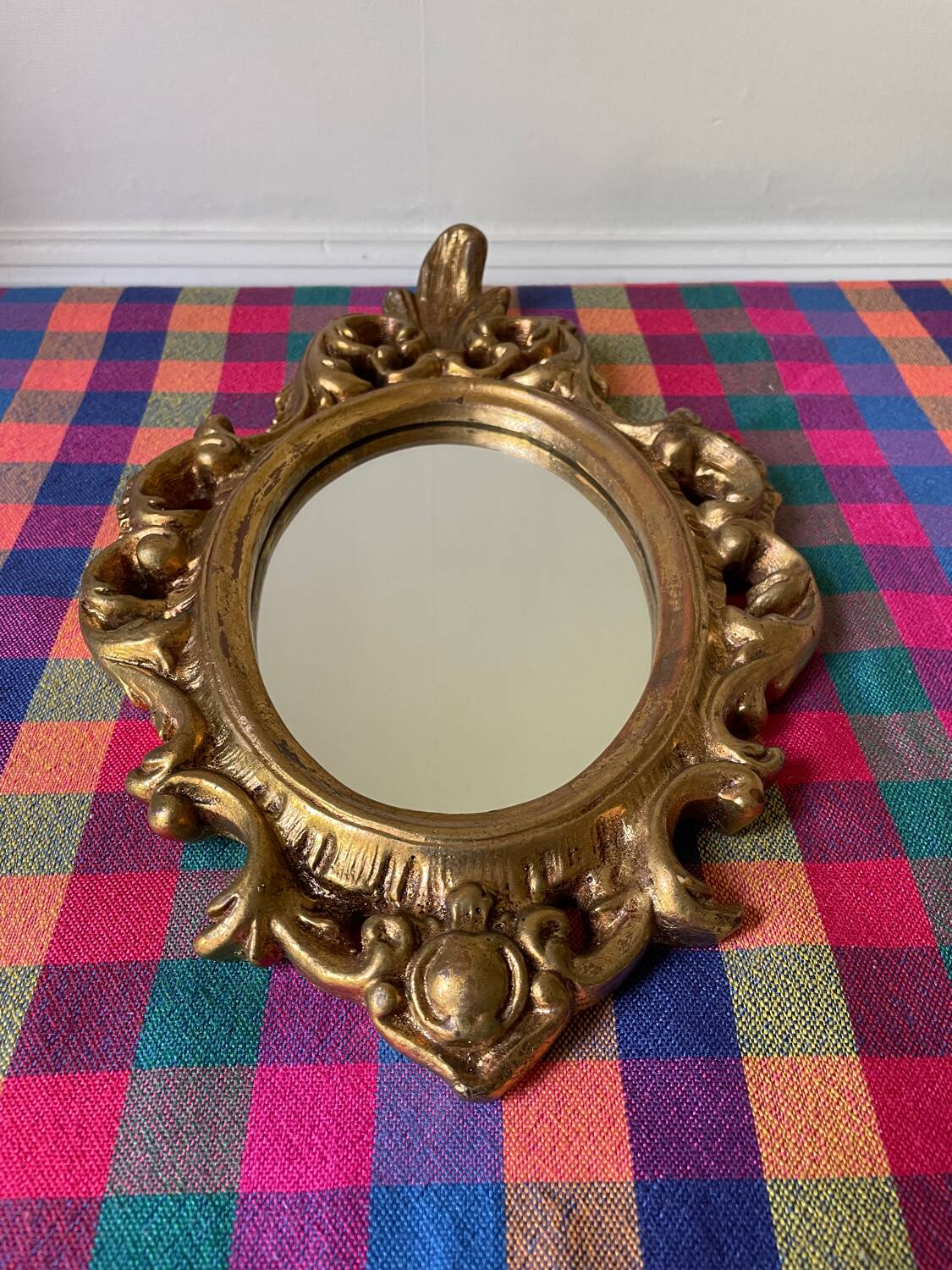 Golden rockery mirror